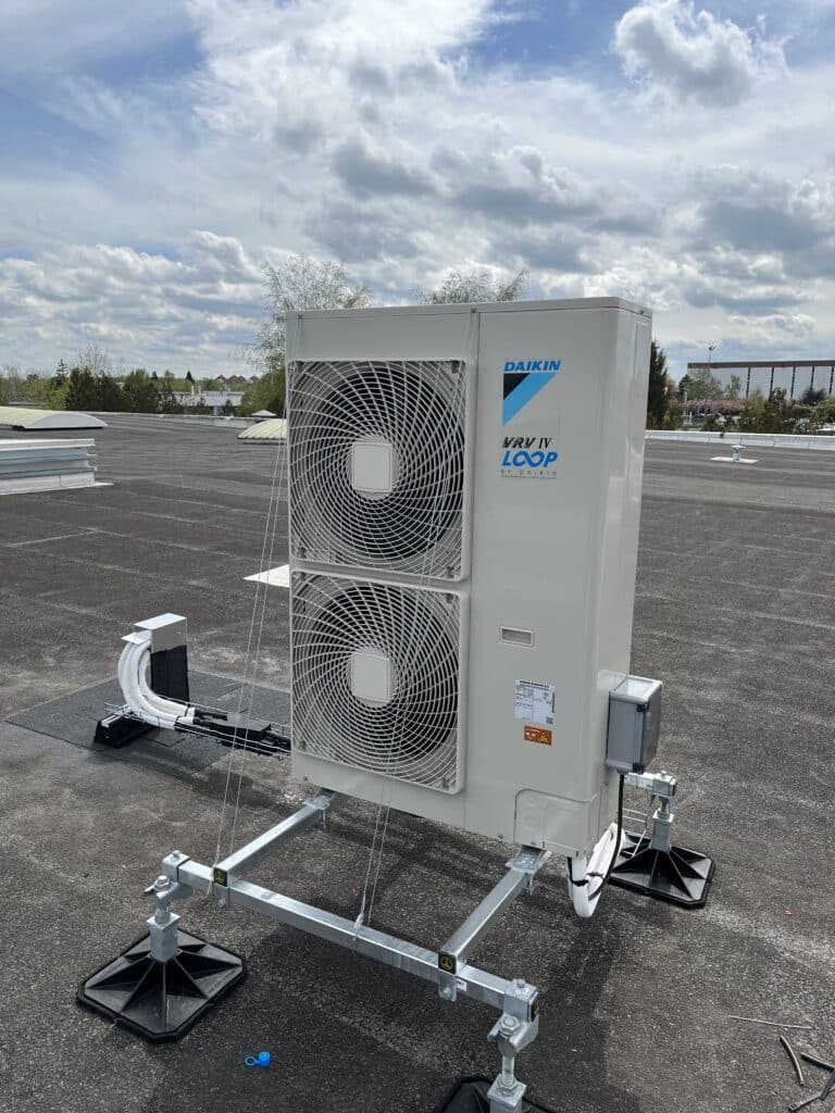 Climatisation et chauffage avec un VRV DAIKIN pour un plateau de bureau SCI FFLE à NANTERRE